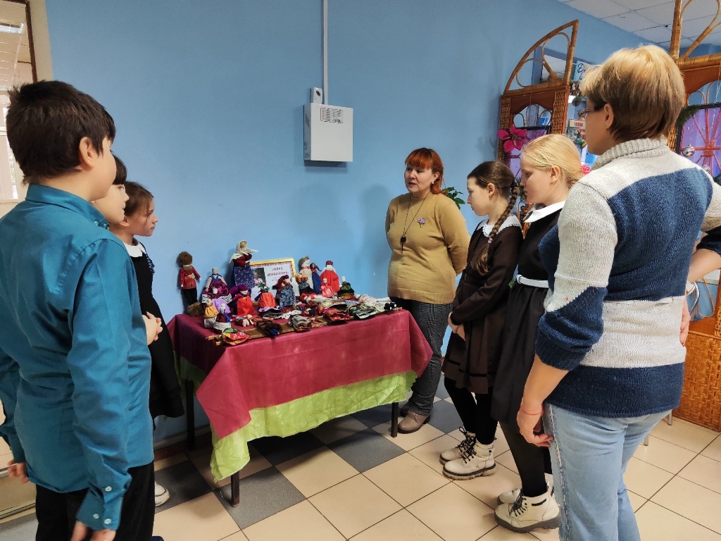 выст2